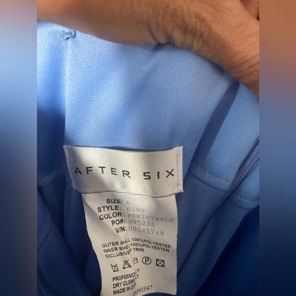 After Six Bridesmaid dress size 6
Periwinkle Lavender Tea Length
Chiffon NWT - Picture 3 of 12